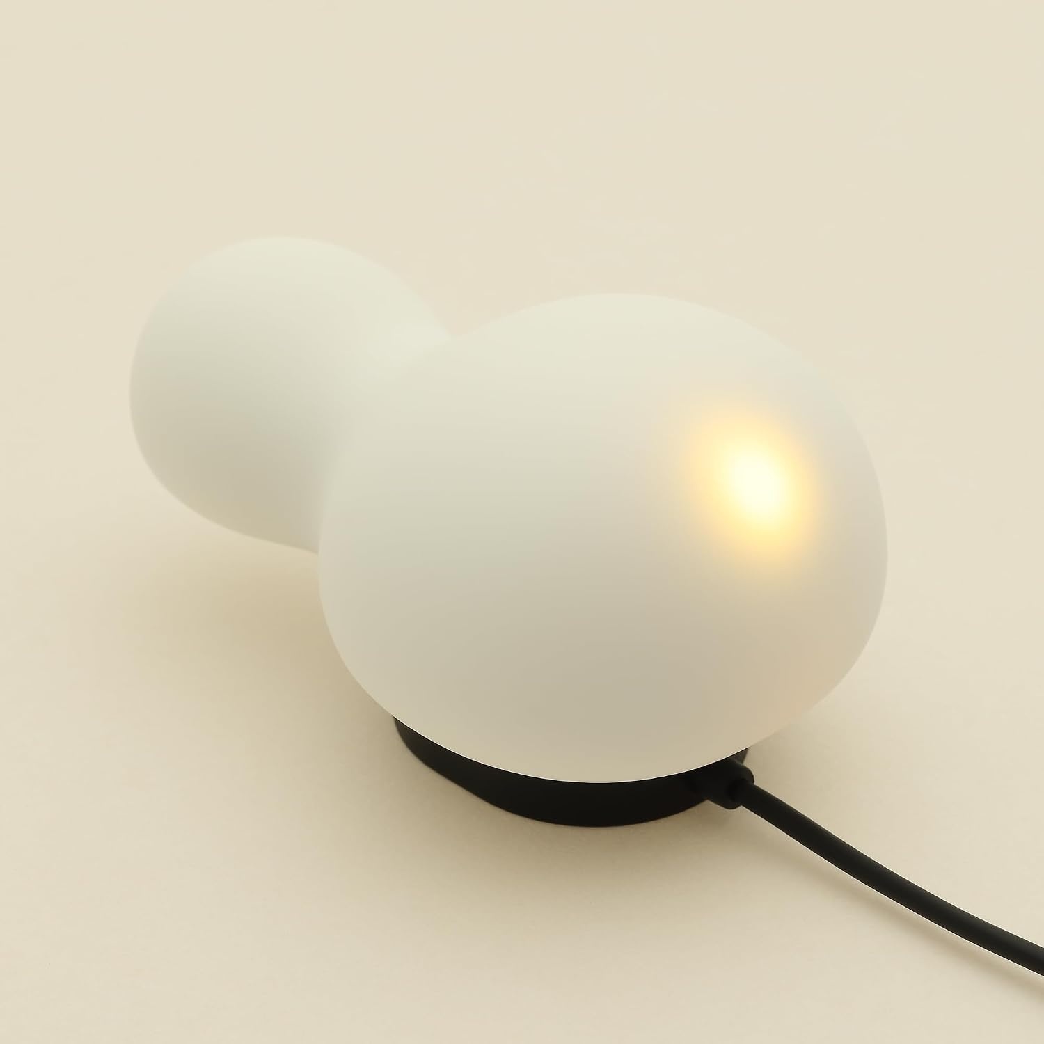 image:imageiroha Yuki Renewal Version Vibrator for Women Soft Touch Silicone Easy Clean Whisper Quiet Waterproof Rechargeable WhiteWhite