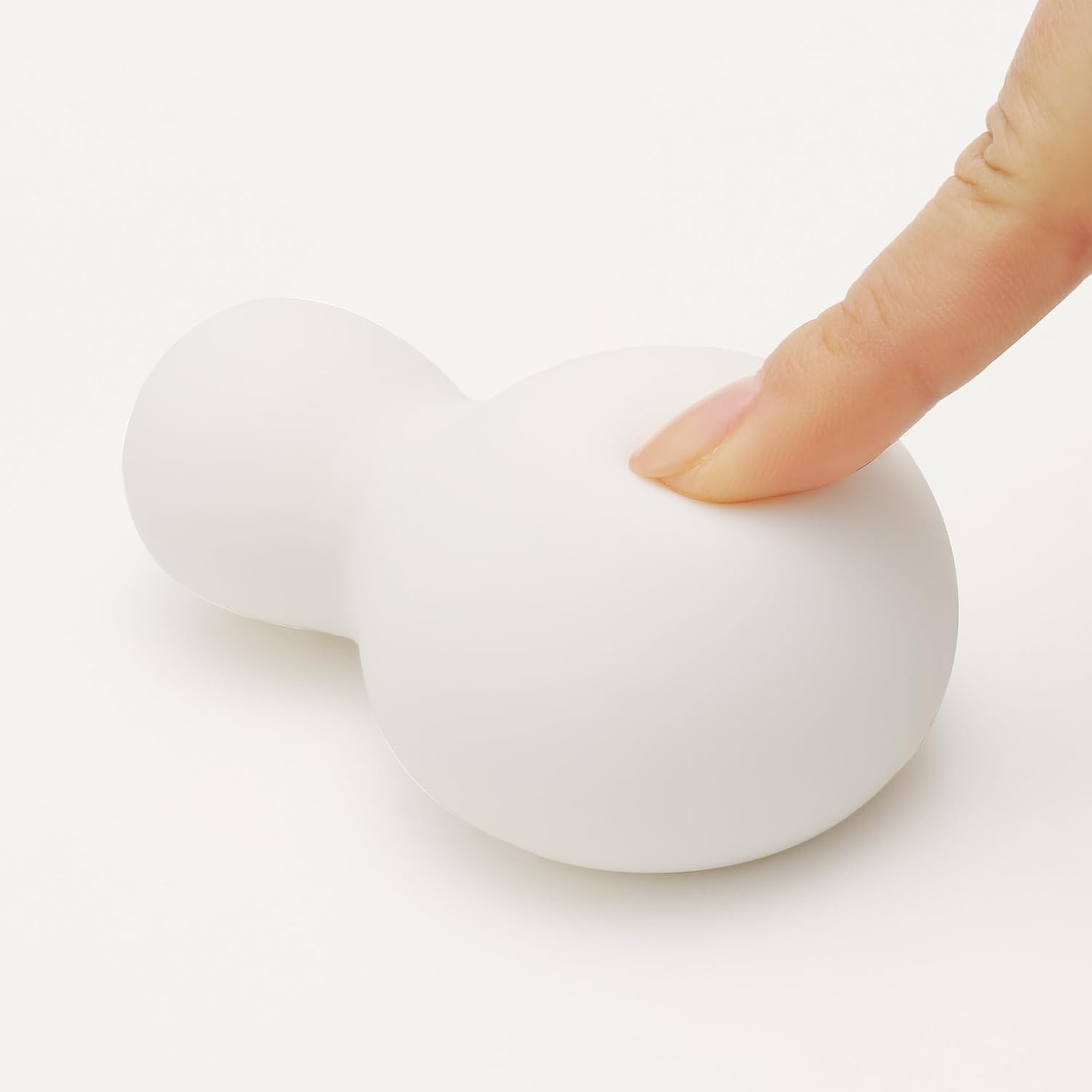 image:imageiroha Yuki Renewal Version Vibrator for Women Soft Touch Silicone Easy Clean Whisper Quiet Waterproof Rechargeable WhiteWhite